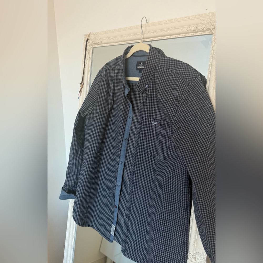 Men’s plaid shirt